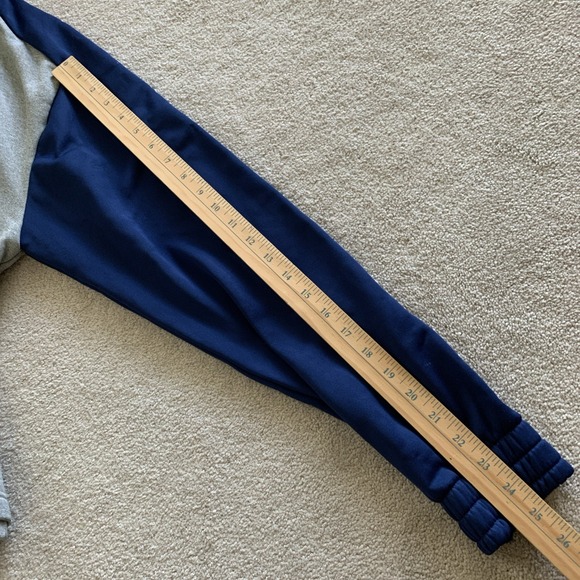 Adidas Georgia Tech Aeroready‎ Sweatshirt Sz L Gray Crewneck Logo NCAA - Picture 7 of 10